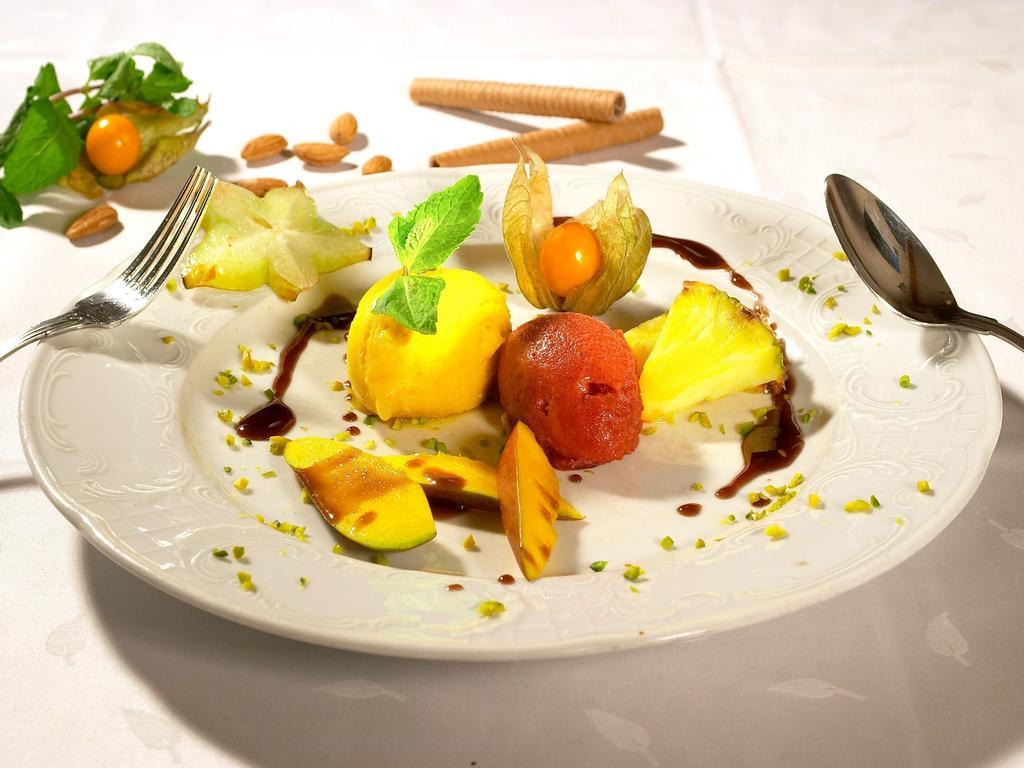 Gasthof Restaurant Buergerstueble Sankt Peter Ngoại thất bức ảnh